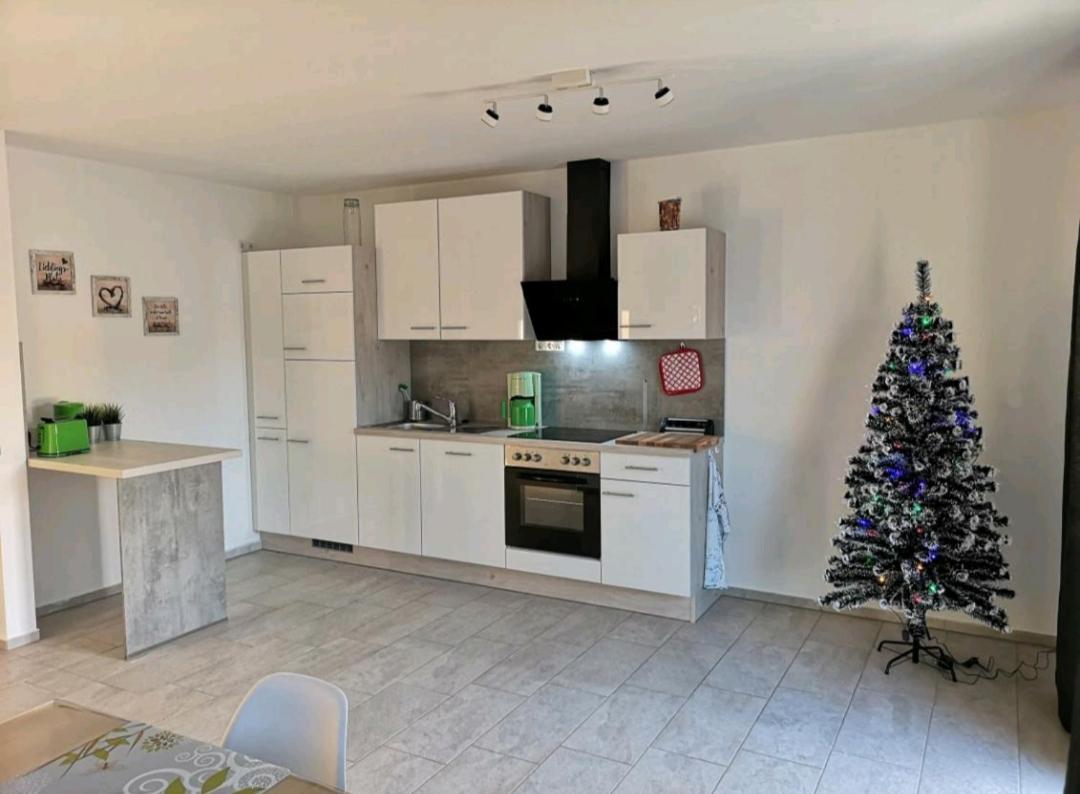 Modern Wohnen I Parkplatz I Wlan I Netflix I Balkon I 6 Schlafplaetze Lägenhet Bad Oeynhausen Exteriör bild