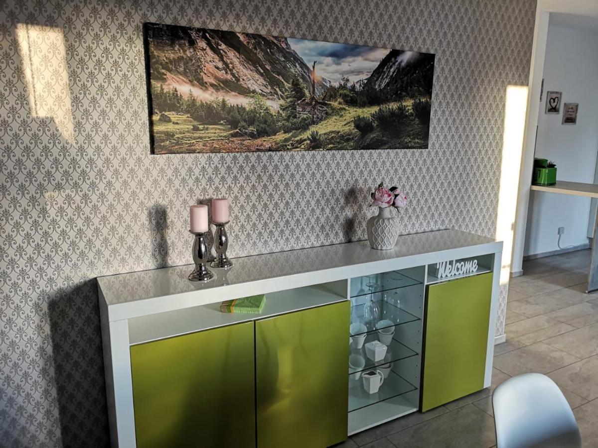 Modern Wohnen I Parkplatz I Wlan I Netflix I Balkon I 6 Schlafplaetze Lägenhet Bad Oeynhausen Exteriör bild